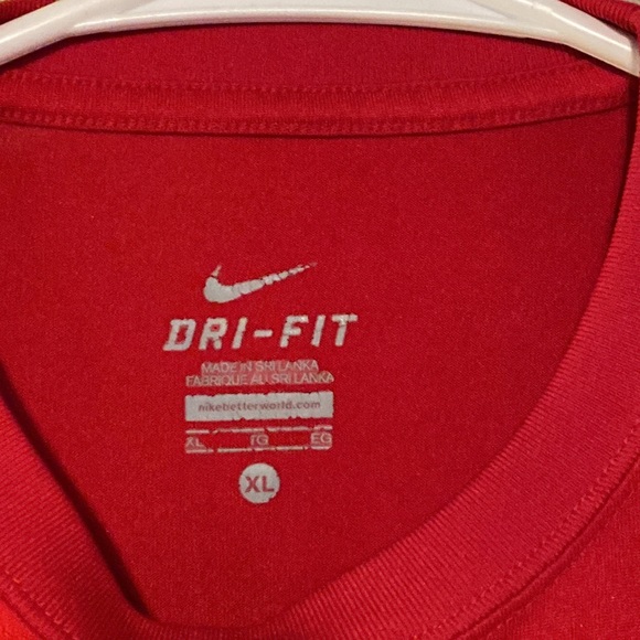 3/$20 Women’s size XL athletic shirt. - Picture 4 of 6